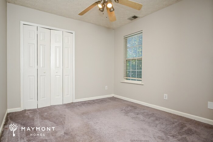 Building Photo - 35 Trelawney Trce