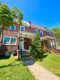 Building Photo - Charming 2bed/2ba Dundalk Townhome!