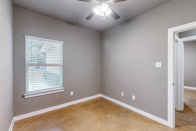 Building Photo - 209 S Baugh St