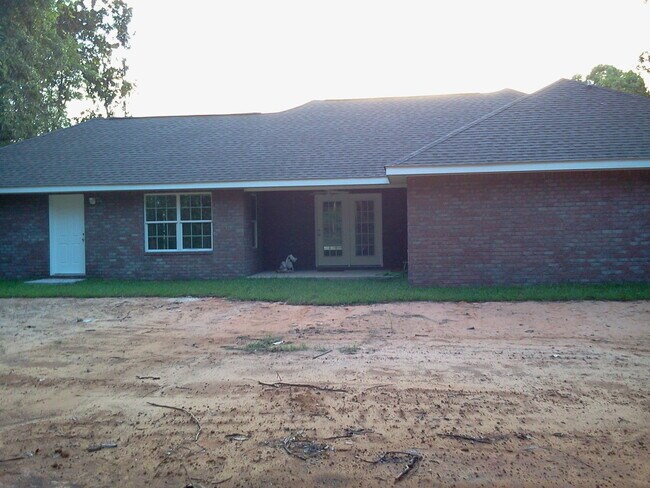Building Photo - 2519 Weller Ave