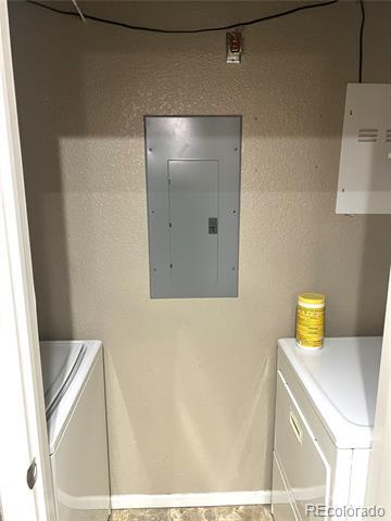 Building Photo - 15700 E Jamison Dr