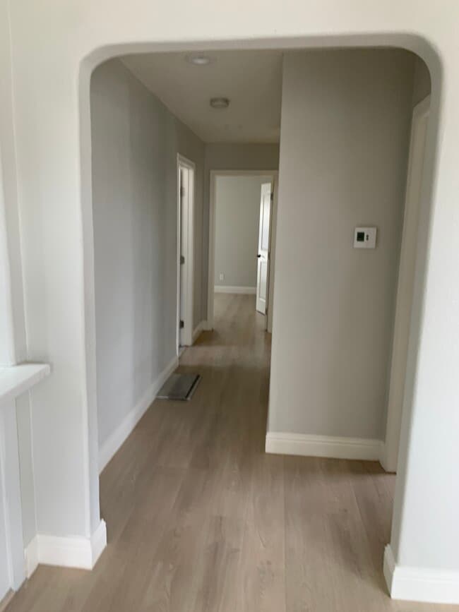 Building Photo - 25350 Del Mar Ave