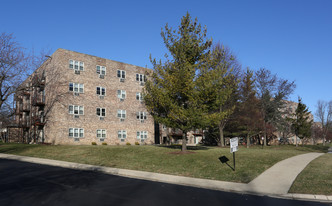 Building Photo - Enclave Apartments of Hoffman Estates