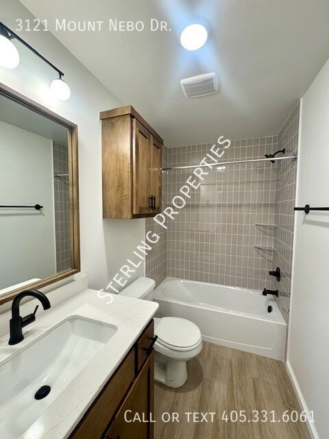 Building Photo - 3121 Mt Nebo Dr
