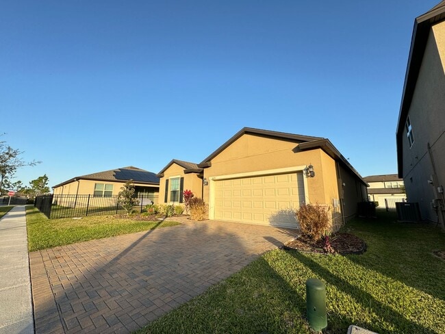 Building Photo - Single family house in Lake Nona! Gate community & A rated school within 2 mins and lots of ameni...