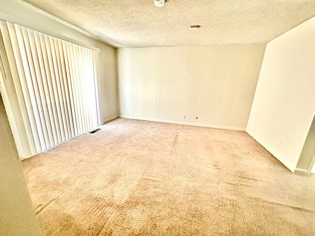 Building Photo - Beautiful 4 bedroom in Pleasanton