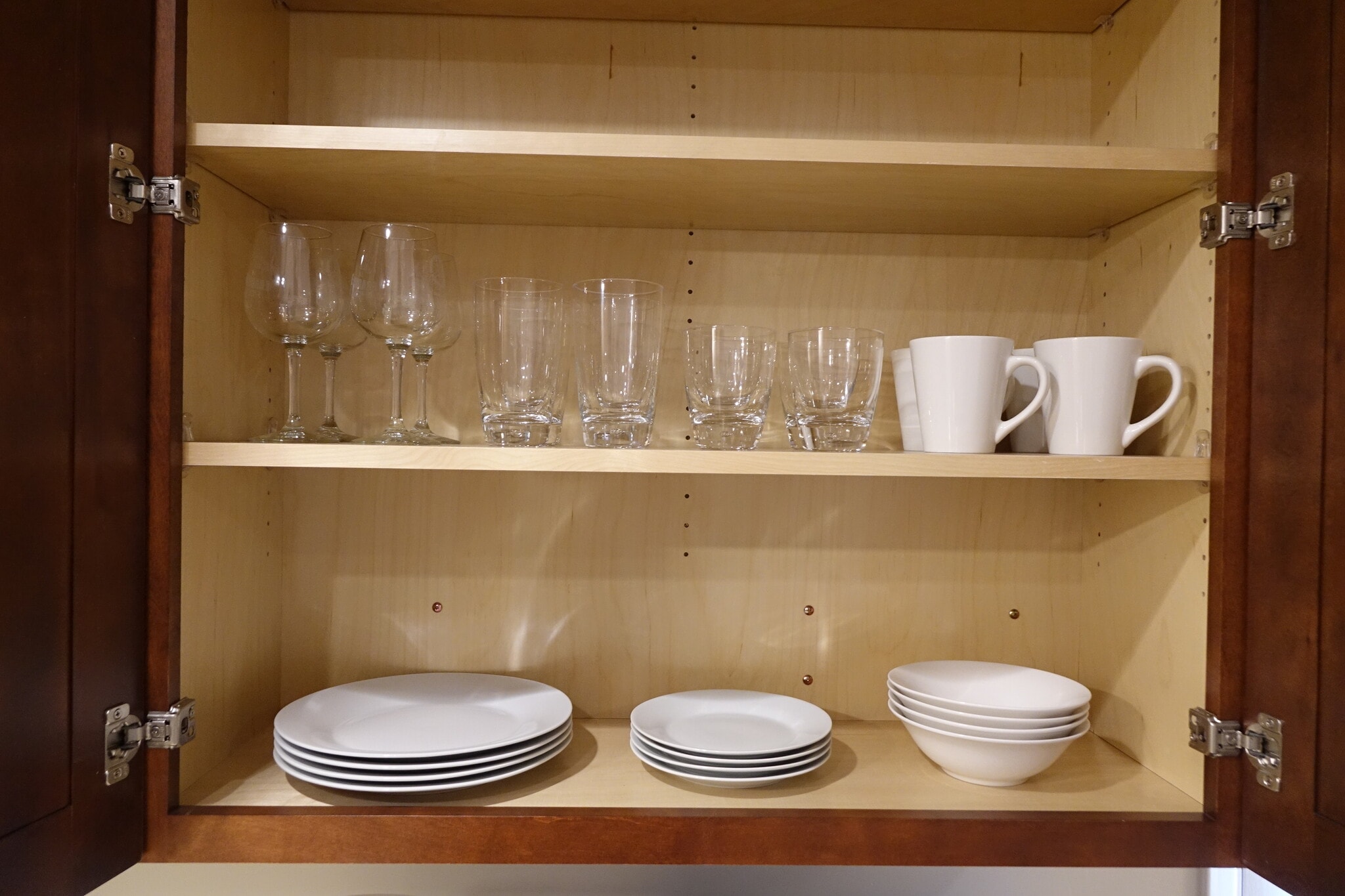 Fully furnished kitchen - 2620 Tallant Rd