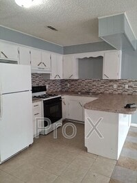 Building Photo - 407 Park St