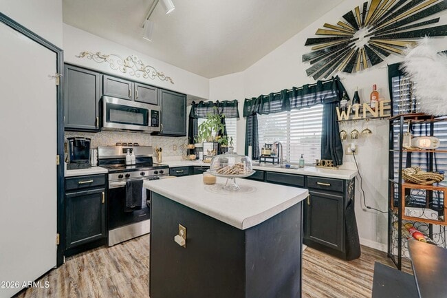 Building Photo - 2744 S Raven