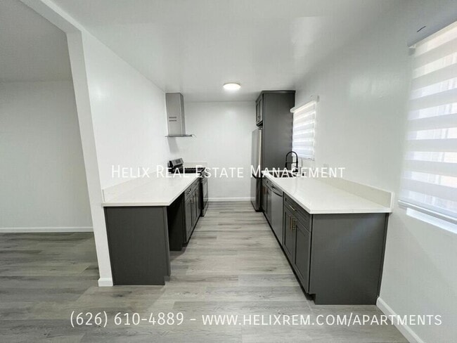 Building Photo - 1063 Justin Ave