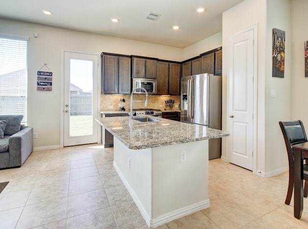 Building Photo - 1646 Ryon Falls Dr