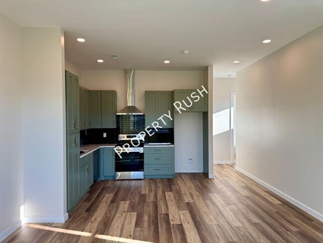 Building Photo - 1865 Zeta Way