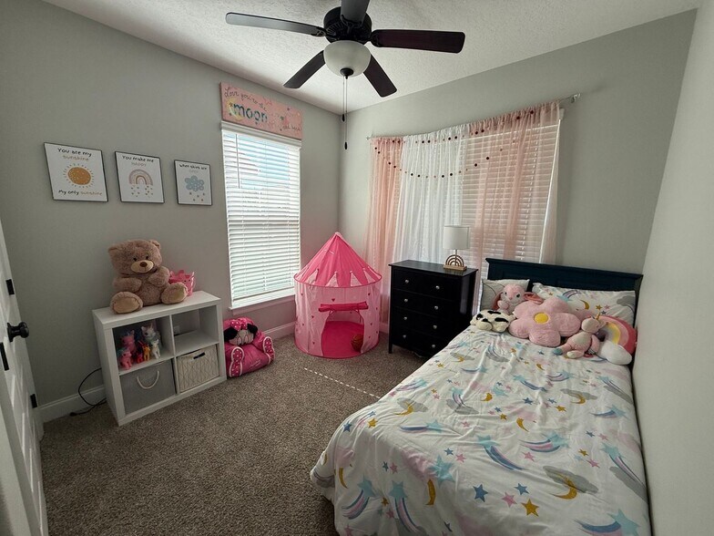 Building Photo - 10484 W Landon Green Cir