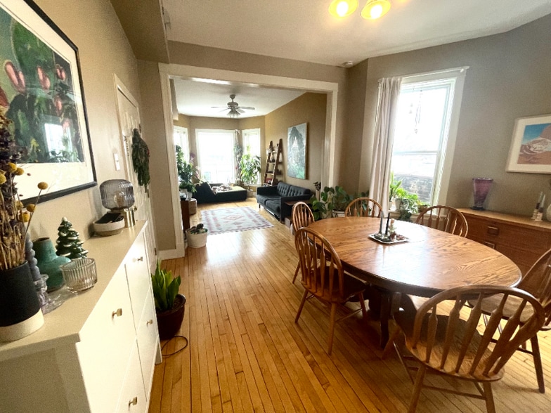 Building Photo - 3249 W Hirsch St