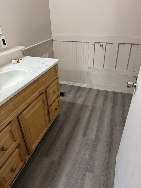 Building Photo - 9121 Hugh St