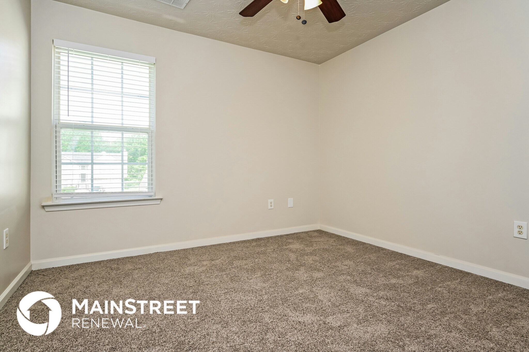 Building Photo - 2334 Silver Maple Cir
