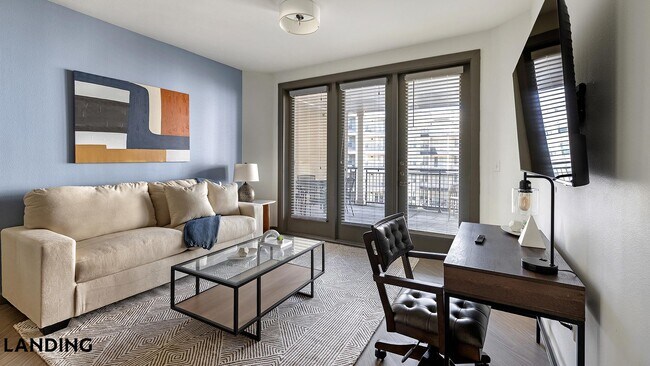 Building Photo - 101 S Center St