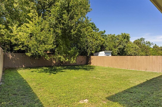 Building Photo - 437 Sweet Leaf Ln
