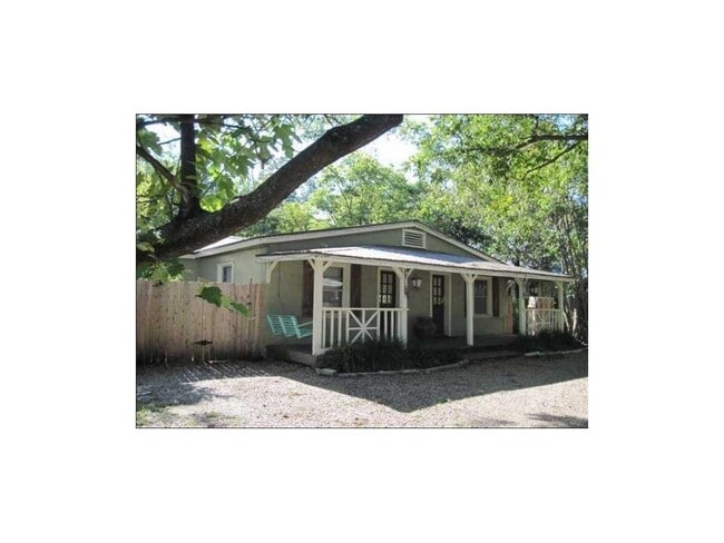 Primary Photo - 4305 Avenue A