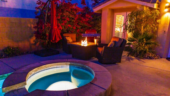 Building Photo - 53220 Avenida Navarro