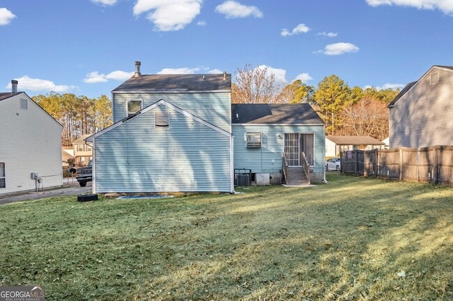 Building Photo - 5626 Pine Gate Dr