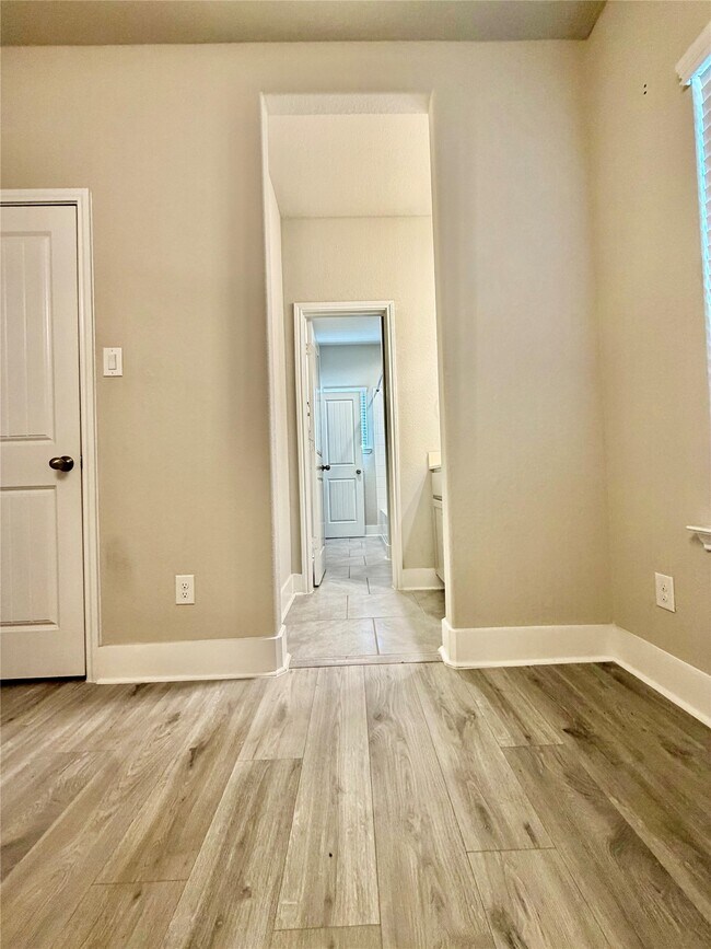 Building Photo - 3317 Orch Brg Ln