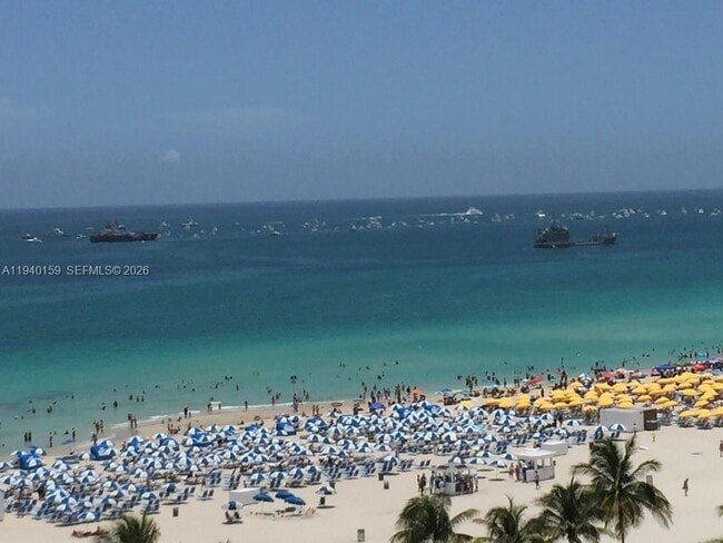 Building Photo - 100 Lincoln Rd