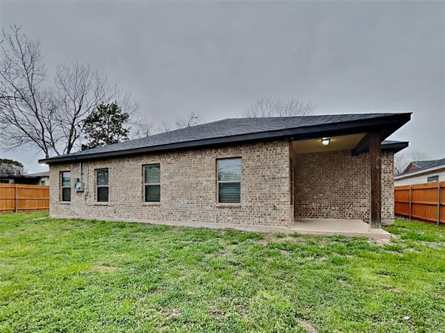Building Photo - 2512 Sharon St