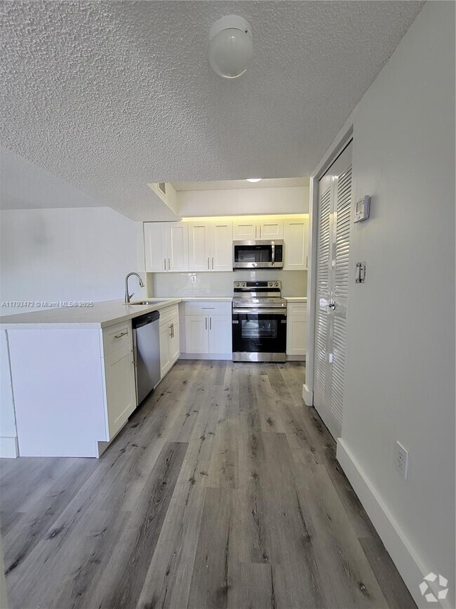 Building Photo - 8600 SW 212th St