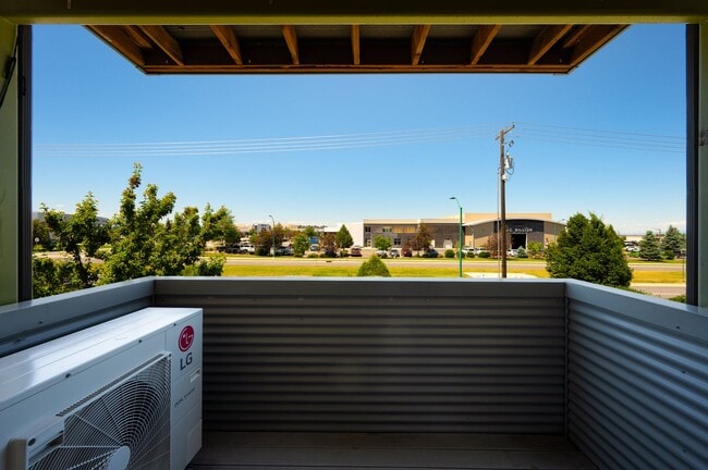 Building Photo - 210 S. Cottonwood, Unit 208