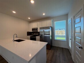 Building Photo - 10661 Berry Branch Lane
