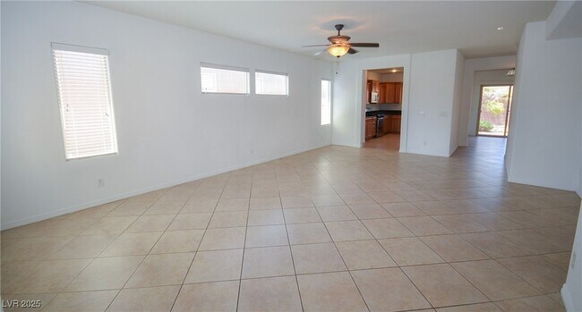Building Photo - 4077 Beisner St