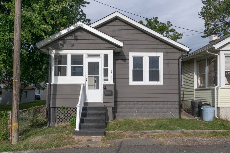 Primary Photo - 1548 Webber Dr