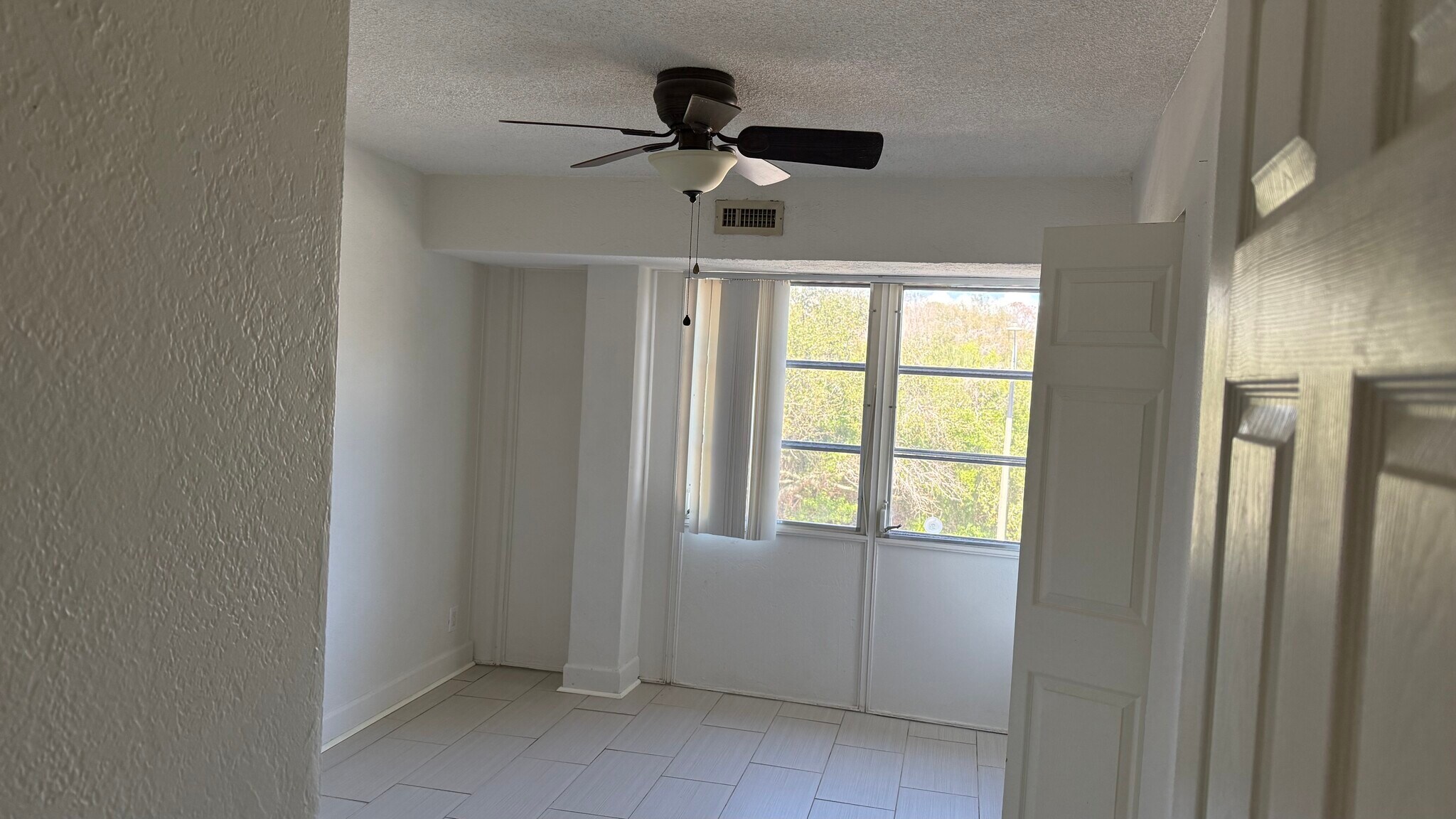 Building Photo - 3315 58th Ave S