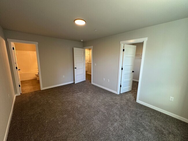 Building Photo - 1818 chipman St SE