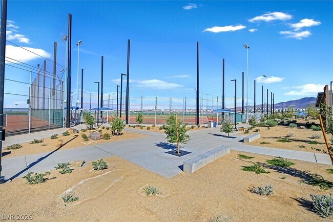 Building Photo - 3367 Stone View Ave