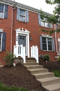 Building Photo - 409 Marshall Heights Dr