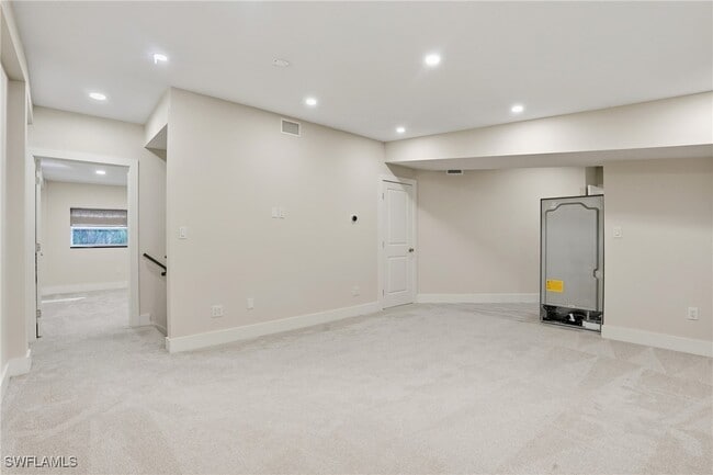 Building Photo - 6070 Lancewood Way
