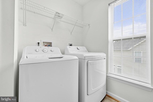 Building Photo - 5407 Silver Maple Ln