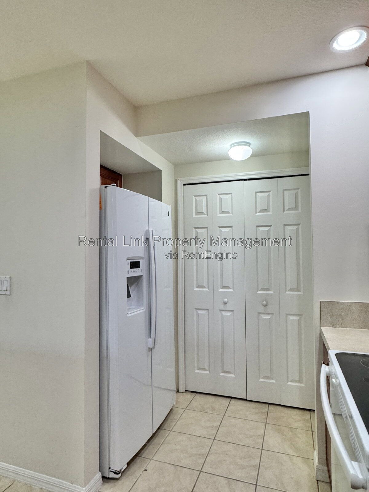 Building Photo - 4263 Liron Ave