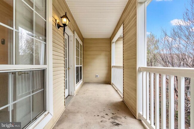 Building Photo - 4560 Strutfield Ln