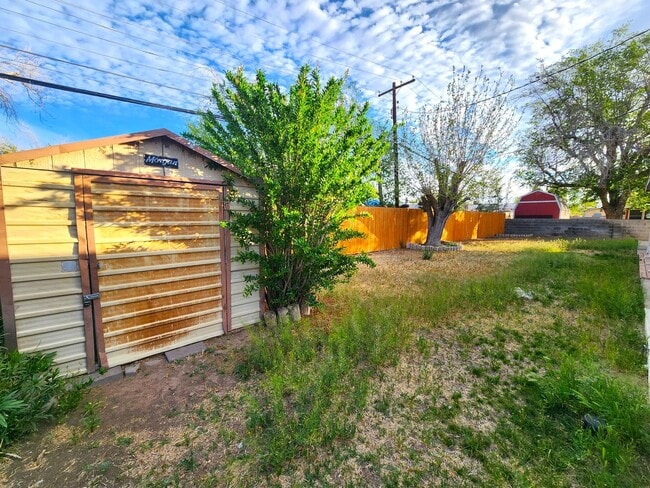 Building Photo - 414 Phillips Dr