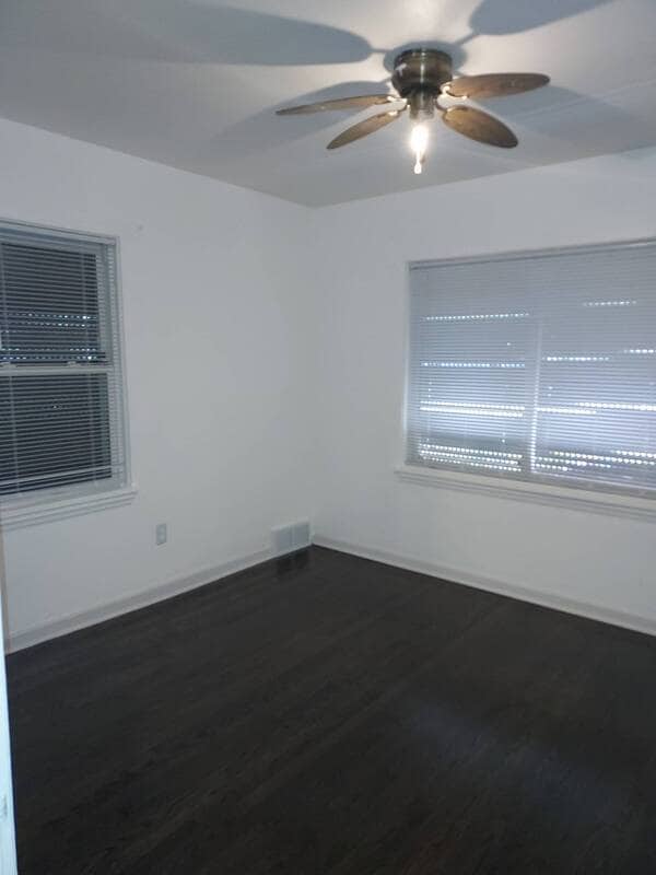 Building Photo - 714 W 49th Ave