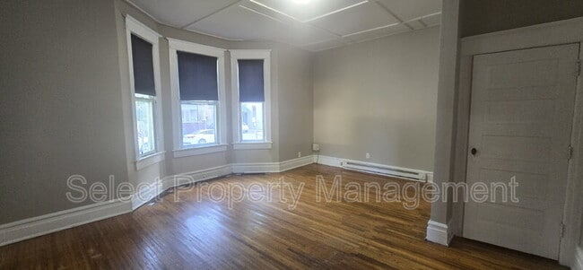 Building Photo - 1103 Crescent Ave