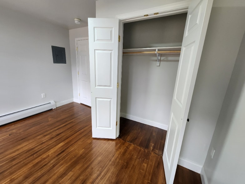 Building Photo - 3270 Airport Rd