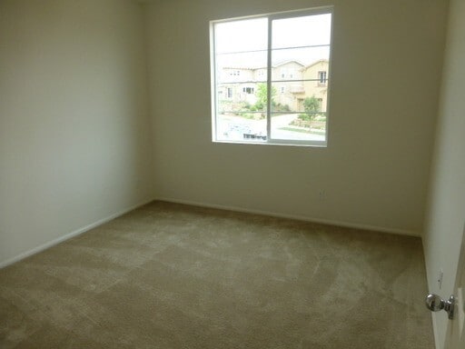 Building Photo - 4-Bedroom Home in Gated West Creek Communi...