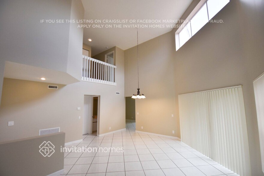 Building Photo - 1282 Seagrape Cir