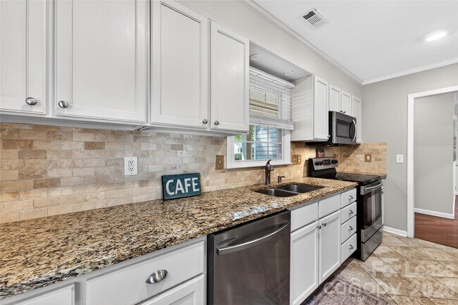 Building Photo - 9131 Glisson Ct