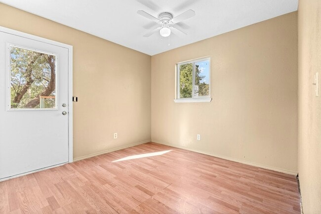 Building Photo - 6317 E 78th Way