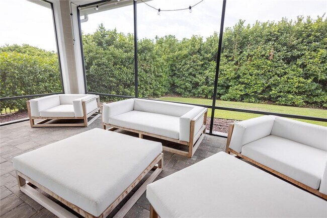 Building Photo - 11967 SW 32nd Ln